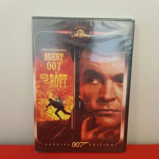 Agent 007 Ser Rött