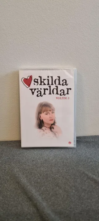 Skilda Världar: Volym 3
