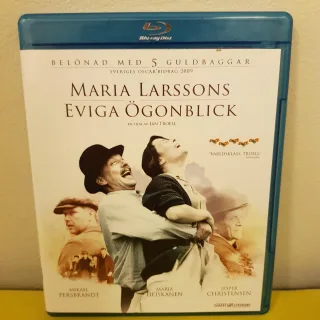 Maria Larssons Eviga Ögonblick