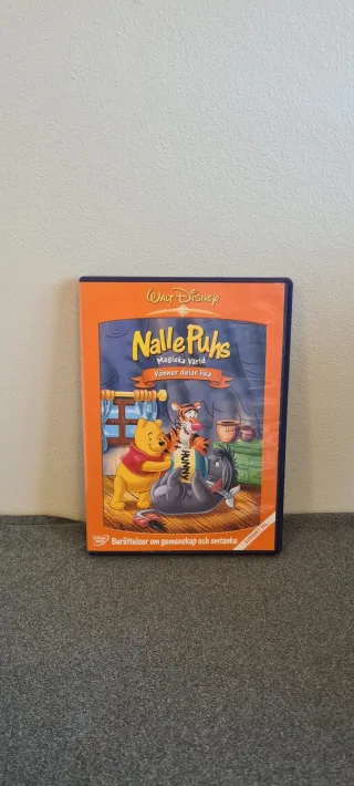 Nalle Puhs Magiska Värld - Vänner delar lika