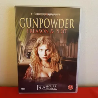 Gunpowder, Treason & Plot