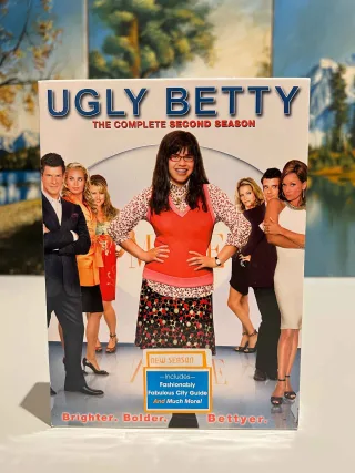 Ugly Betty: Säsong 2