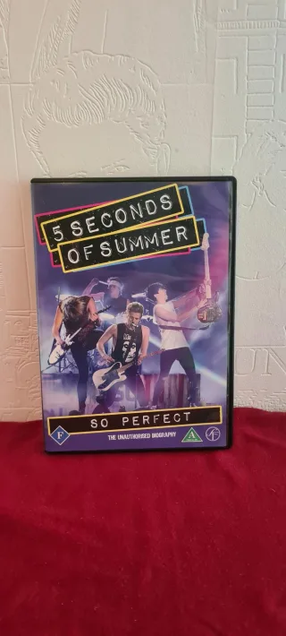 5 Seconds of Summer: So Perfect