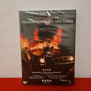 Flickan som lekte med elden