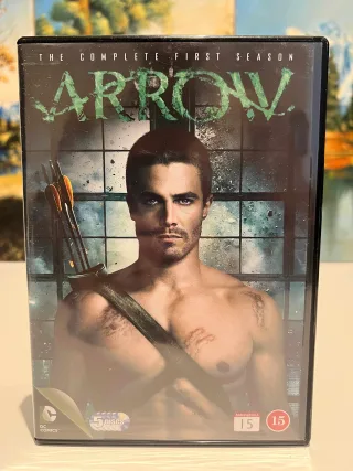Arrow: The Complete First Season